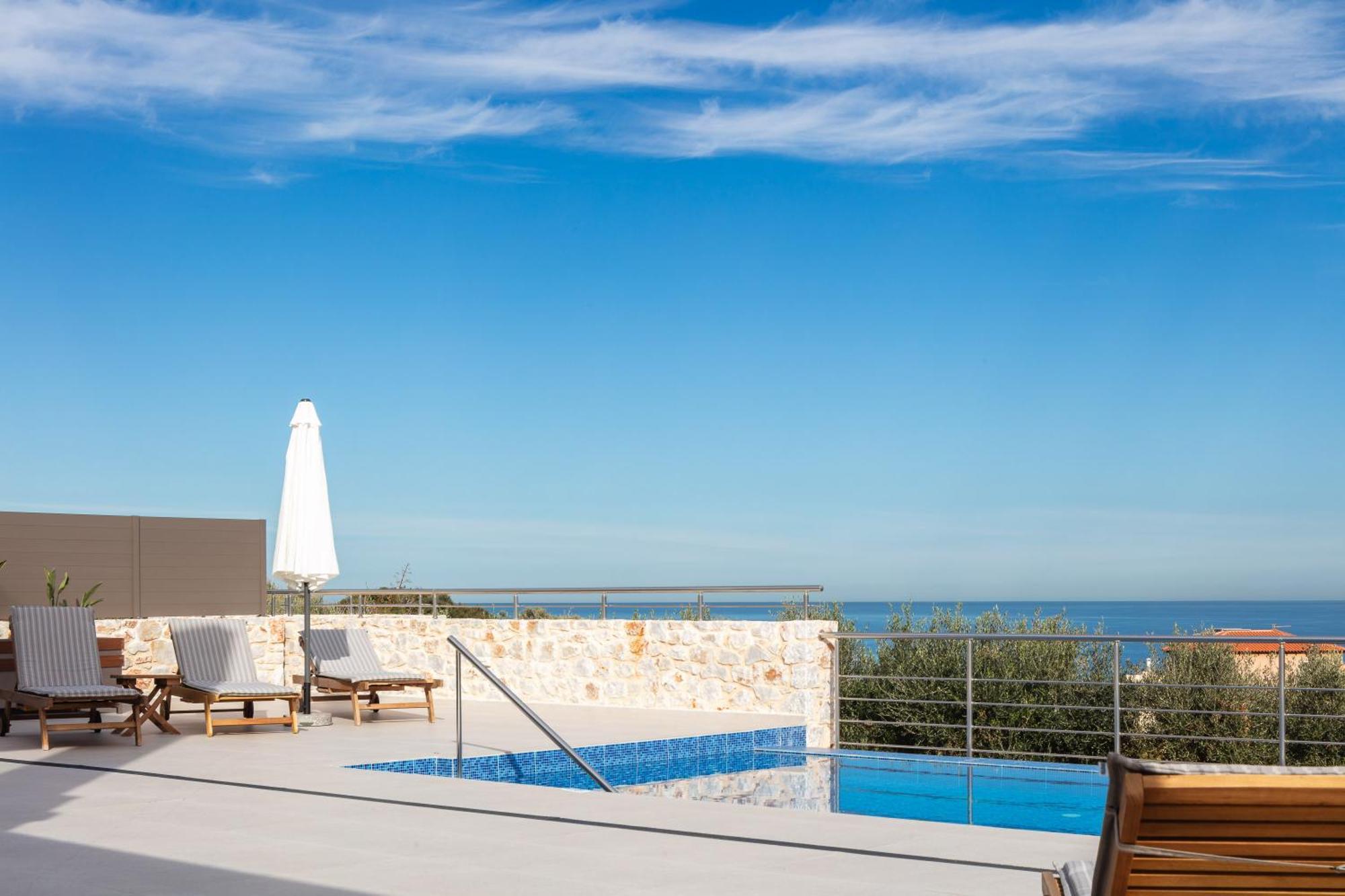 Oinolithos Luxury Villas Каламакі Екстер'єр фото